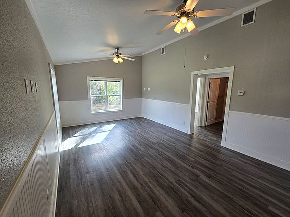 3rd image of 5416 Raymond Stotzer Pkwy