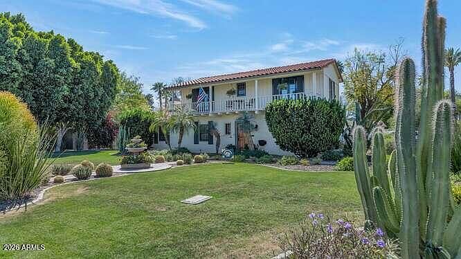 1021 W Encanto Boulevard