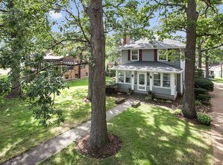 728 Warner Ave, Lemont, IL
