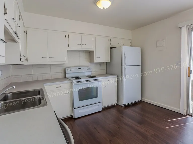 R-05 — Photo 8