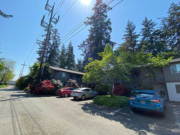 4th image of 109 151st St S #2
