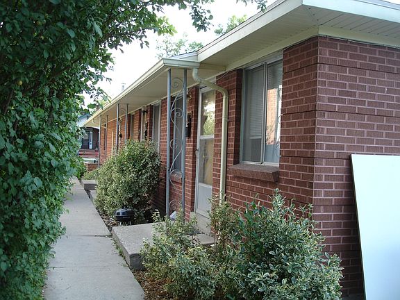 3rd image of 1019 E Blaine Ave