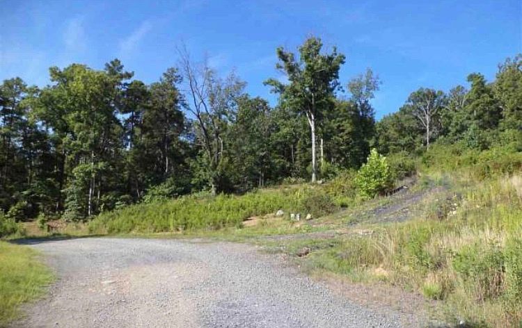 1st image of Ruth Ann Ln