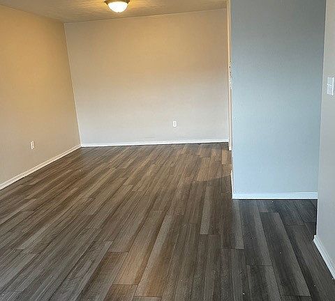4th image of 1228 S Heincke Rd #1202B
