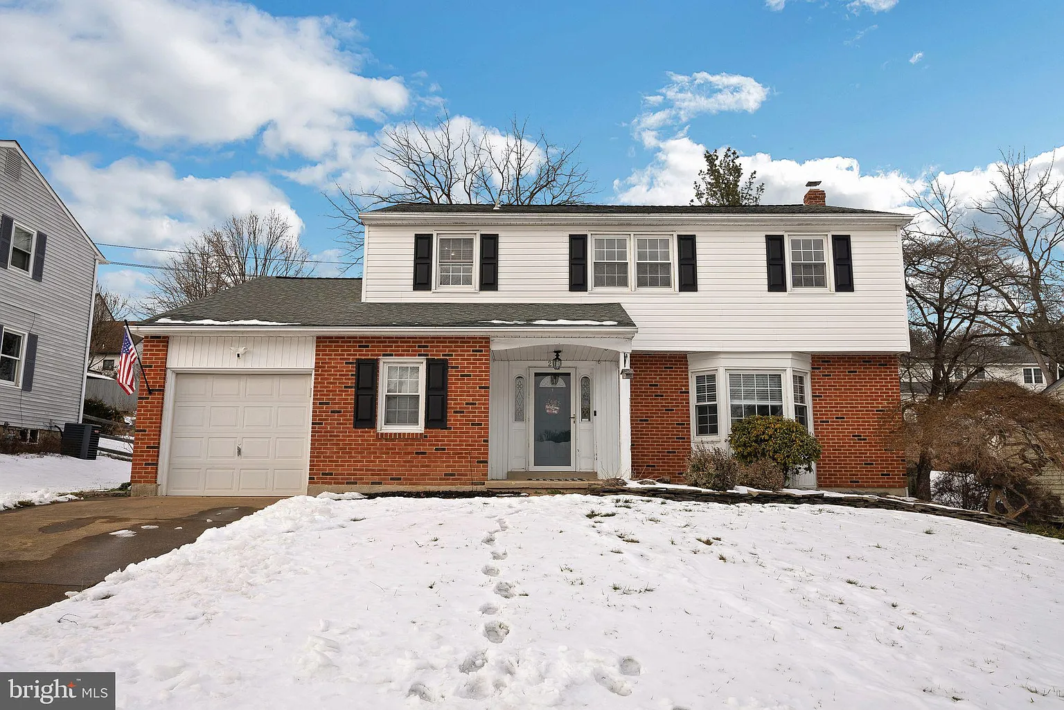 25 Barnard St photo 1