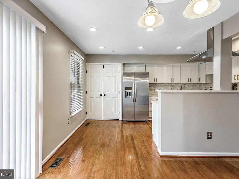 7920 Brightlight Pl — Photo 11