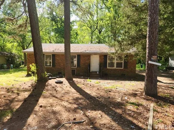 520 Dacian Rd, Raleigh, NC 27610