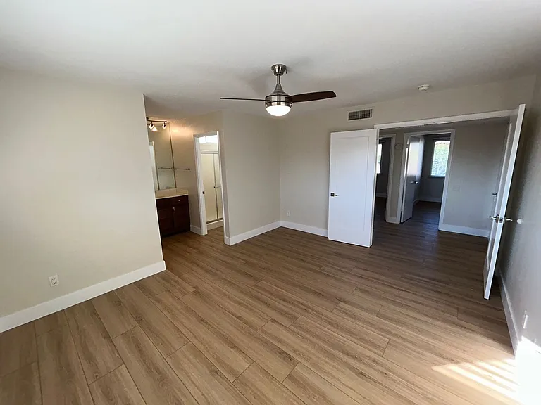 8601 E Orange Blossom Ln — Photo 11