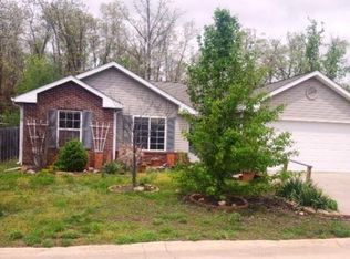 24266 Tanglewood Rd, Saint Robert, MO 65584