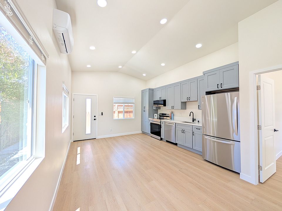 1st image of 7189 Galewood St