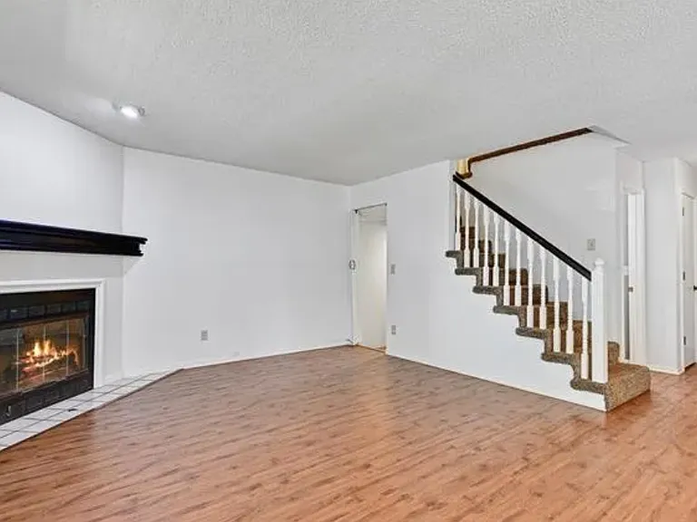 13330 Walnut St — Photo 6