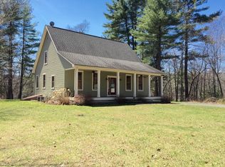 16 Pearl St, South Hadley, MA 01075