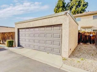 5085 Fashion Pl, Riverside, CA 92504