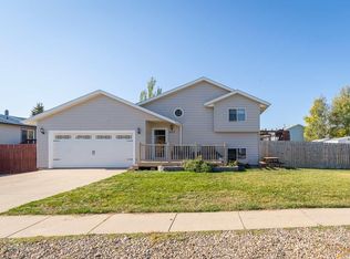 3027 Gypsey Rd, Rapid City, SD 57703