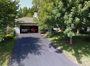209 Simon Trl, Waunakee, WI 53597