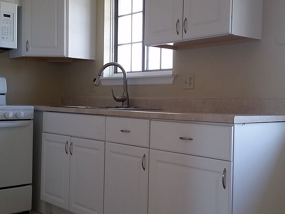 3rd image of 8160 Crestview Dr #N4