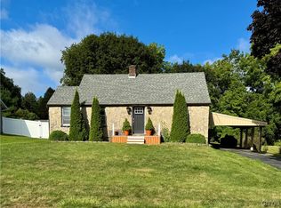 4 Overbrook Cres, New Hartford, NY 13413