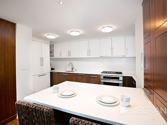 5th image of 2021 Broadway #21K