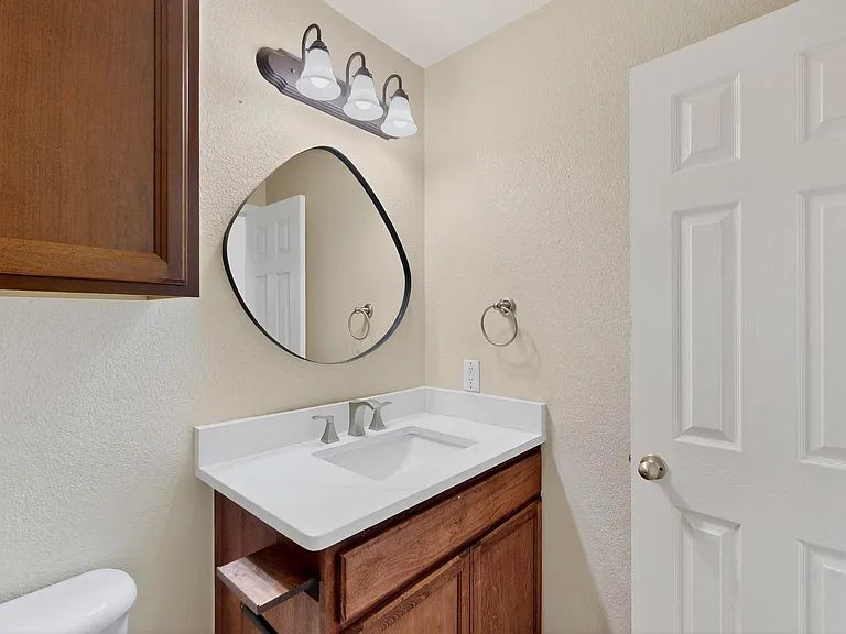 9906 Gessner Dr — Photo 54