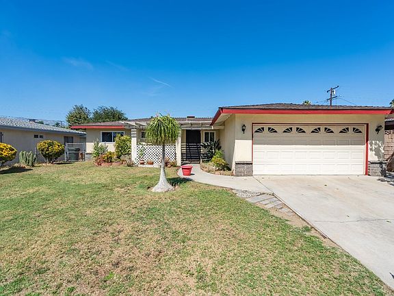 2nd image of 17338 El Molino St