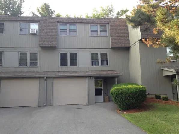 243 Martindale Rd, Shelburne, VT 05482