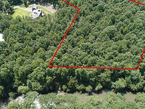 3rd image of 207 Etowah Lndg