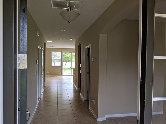 3rd image of 188 Pine Arbor Cir