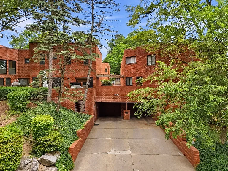 Inverness Condominiums