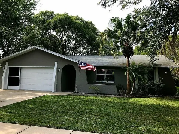 7949 Knight Dr, New Port Richey, FL 34653