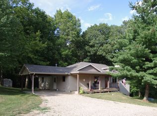 1219 E Hallock Hollow Rd, Chillicothe, IL 61523