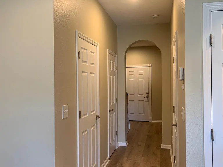 489 Sunstone Ct — Photo 11