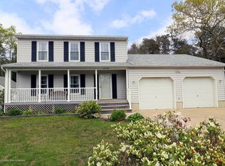 1240 Lakeside Dr S, Forked River, NJ 08731