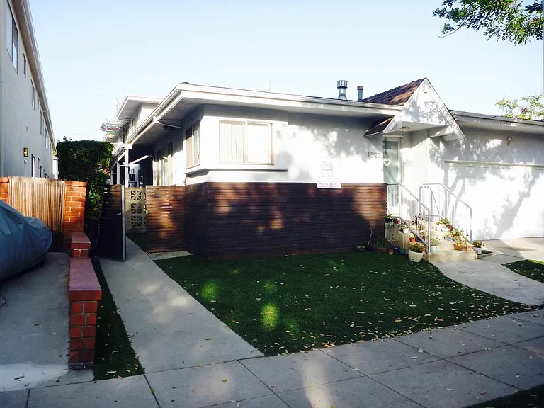 1527 Princeton St #5 — Photo 29
