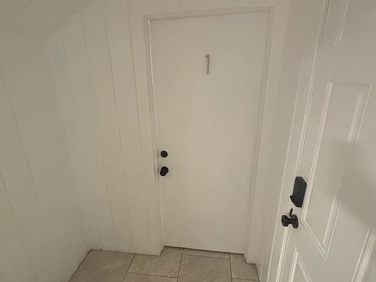 118 W Miller Ave #1 — Photo 2