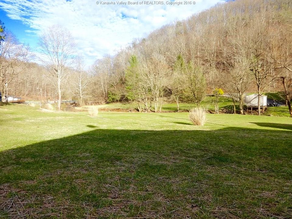2nd image of 2312 Casbuck Ln