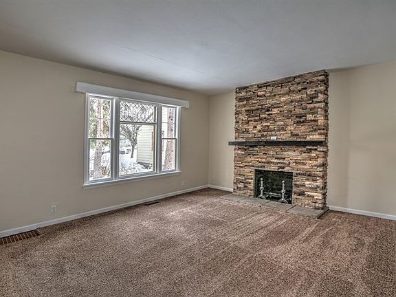 2nd image of 4311 N Cedar St #4319