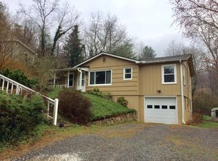 5 Glenway Dr, Asheville, NC 28804