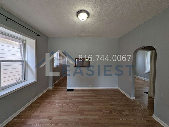 5th image of 406 N Hardesty Ave