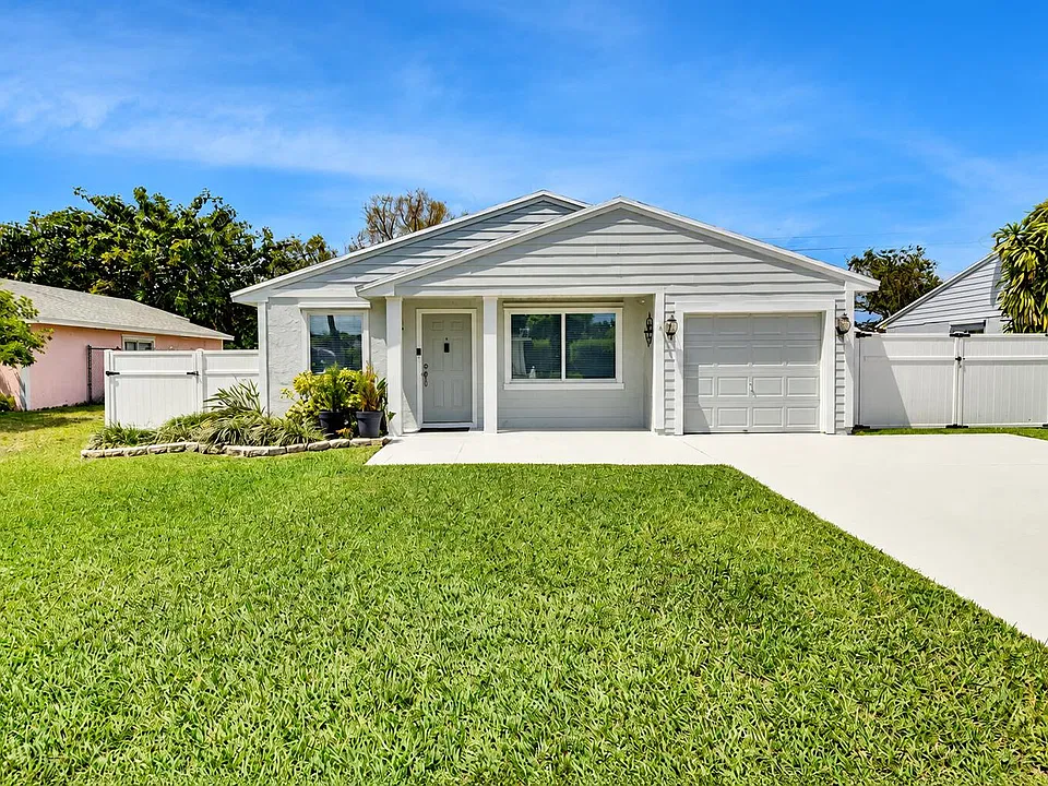 8379 Garden Gate Pl
