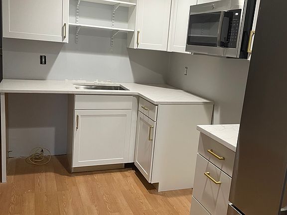 5th image of 29 Sention Ave #A