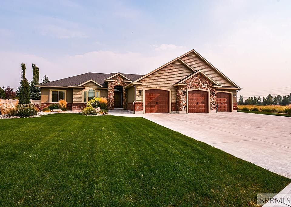 1st image of 3399 E Greenwillow Ln