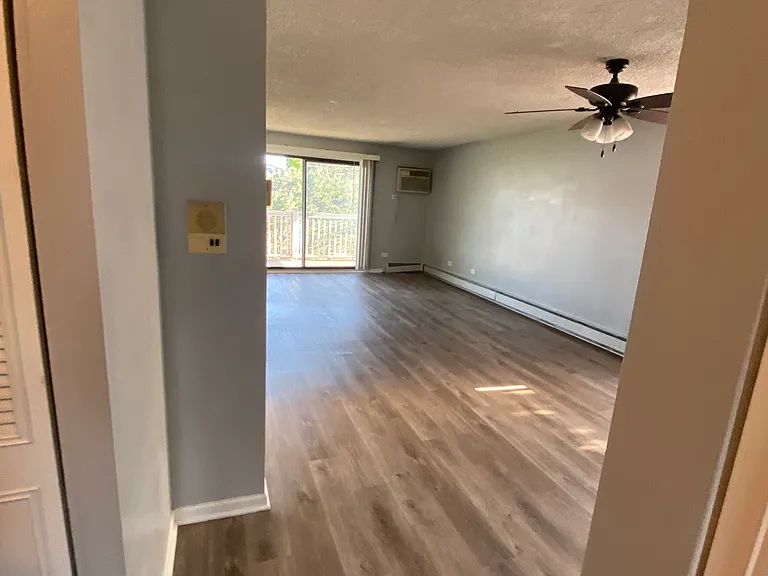 255 Gregory St — Photo 7