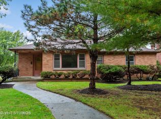 252 Grand Blvd, Elgin, IL 60120