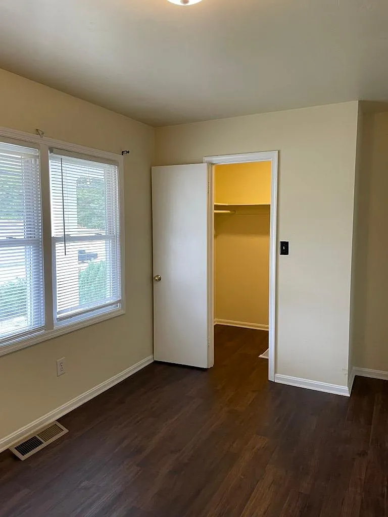 Studio, 121 sqft, $700 — Photo 3