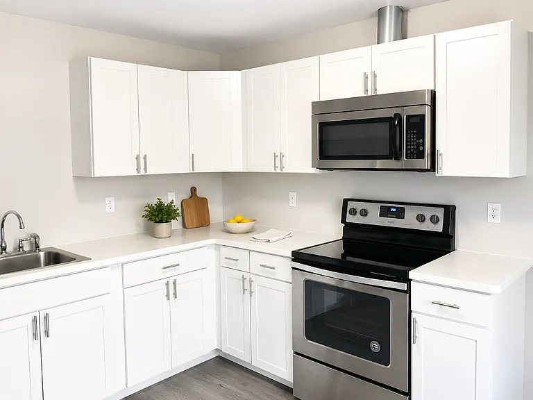 310 Acacia St NW #6 — Photo 3