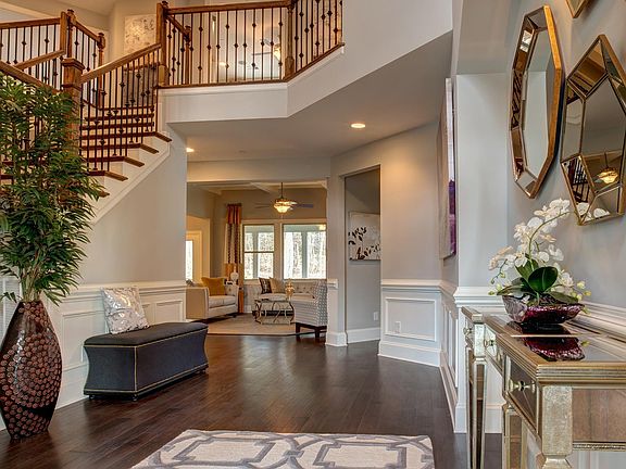 3rd image of 719 Clemente Avenue Lot #78