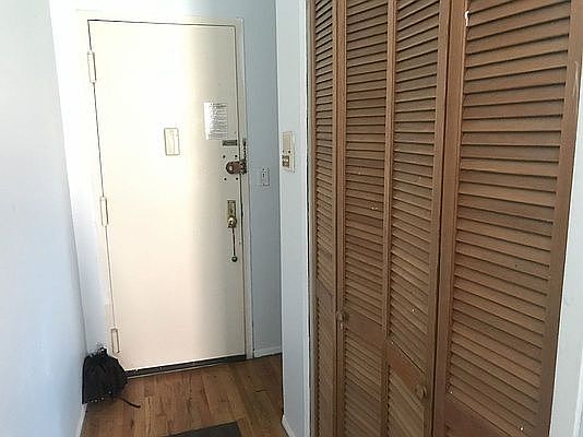 5th image of 765 Washington St APT 5E