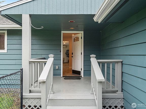 3rd image of 2023 Vine Road