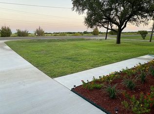 7007 N River Xing, China Spring, TX 76633