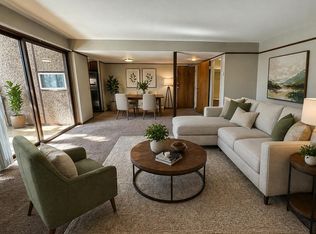 Aquila Court, Minneapolis, MN 55426